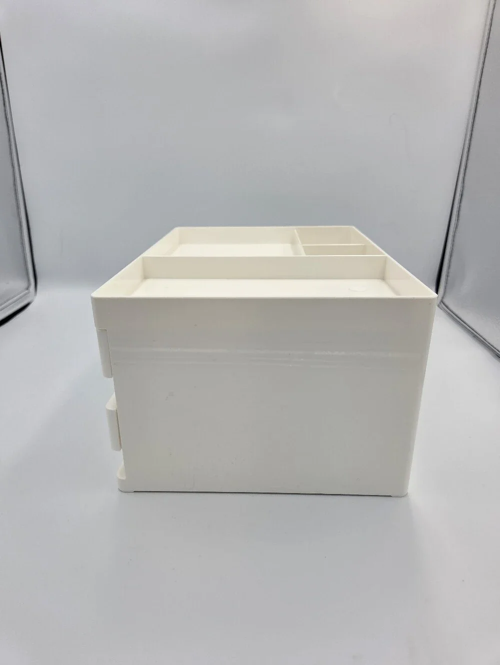 Business Source 11882 Desktop Organizer 4 Drawer & 4 Compartments White NIB